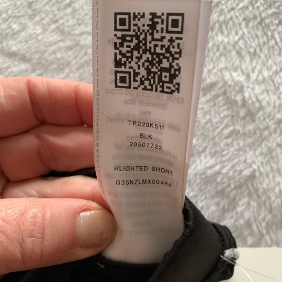 True Religion girls 3T black shorts New with tags - Picture 7 of 8